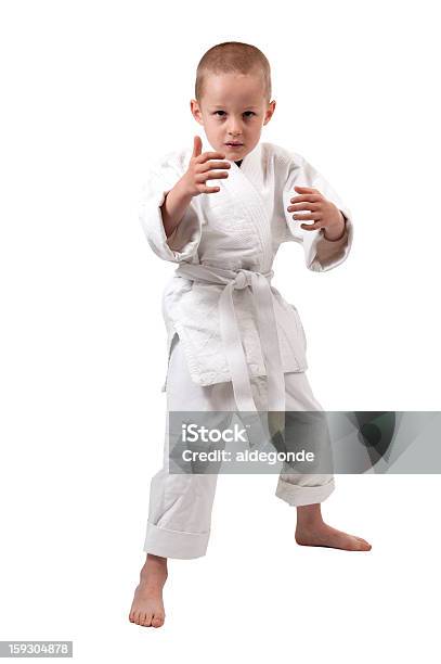 Menino De Judo Quimono Posição De Combate - Fotografias de stock e mais imagens de Agressão - Agressão, Artes Marciais, Atividade