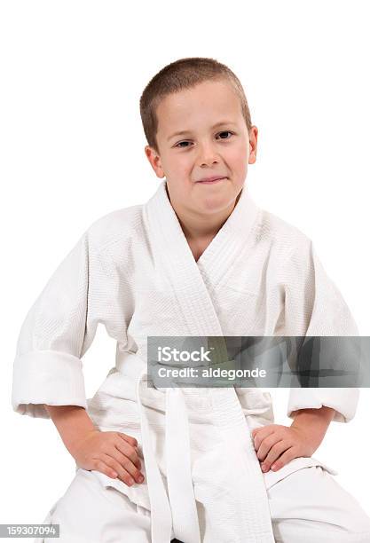 Ragazzo Kimono Di Judo - Fotografie stock e altre immagini di Allenamento - Allenamento, Arte marziale, Bambini maschi