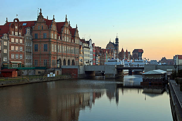 istock Gdansk of Riverside at dawn 159320185
