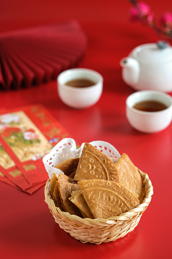 kuih kapit, semprong is chinese new year cookies