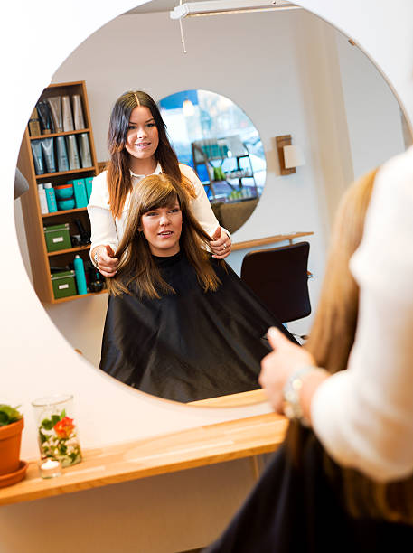 istock Beauty salon situation 159348449