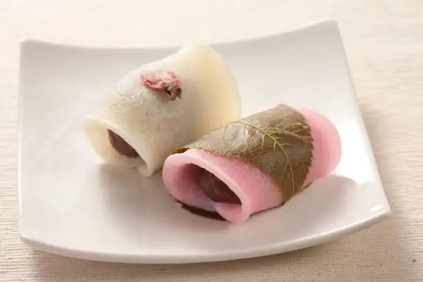 Sakura Mochi (red bean paste, sweet rice and pickled sakura leaves)