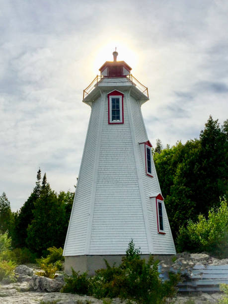 istock The Big Tub lighthouse. 1594126034