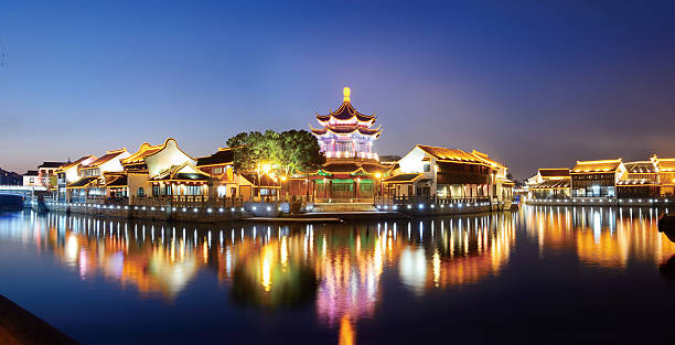 Suzhou garden at night Shan Tong Street in the suzhou. 1,100 years the history of Chinese ancient town in the sunset. The representative of China Southern landscape architecture. Here is the embryonic form of the Summer Palace in Beijing, Suzhou Street. water town zhouzhuang china stock pictures, royalty-free photos & images