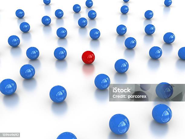 Blauen Kugeln Mit Roten Eine Auf Center Stockfoto und mehr Bilder von Blau - Blau, Digital generiert, Dreidimensional