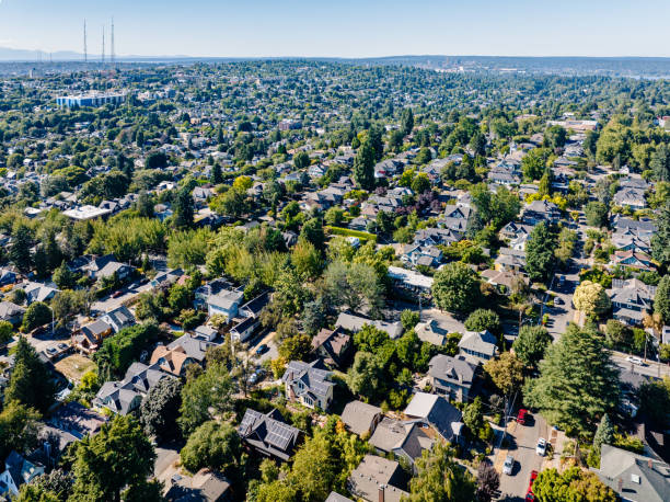 istock Aerial View of Seattle Neighborhood 1594979310