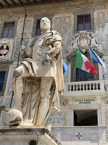 Statue of Cosimo I de' Medici in Pisa