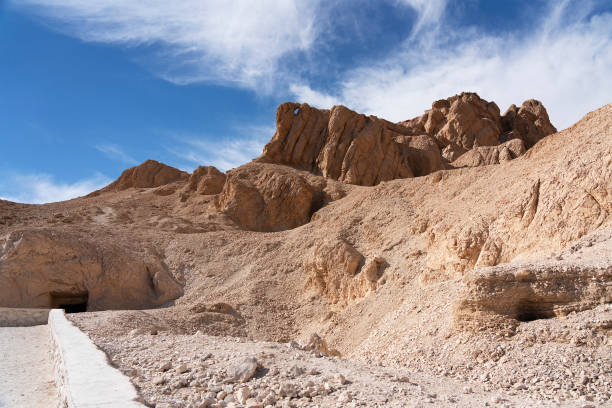 istock cave burials, valley of the kings, Egypt 1595911152