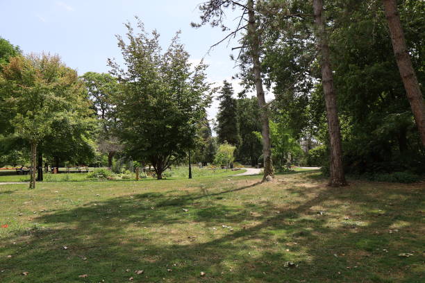 istock Vesoul - English garden 1595980816