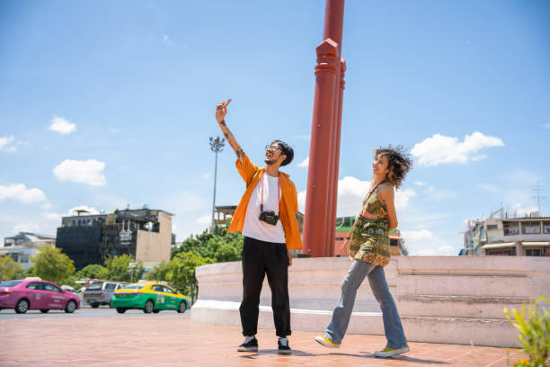 istock Couple on a memorable city sightseeing vacation. 1596163831