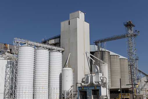 Grain processing plant in rural mid-west USA. Used for processing corn and soybeans, may also be used for alfalfa and oats.