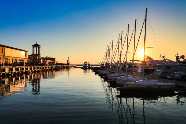 istock Commercial port of yachts 1596805421