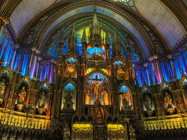 altar der basilika notre-dame - montreal - rathaus von montréal stock-fotos und bilder