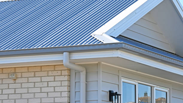 istock Front corner of a house 1597268141