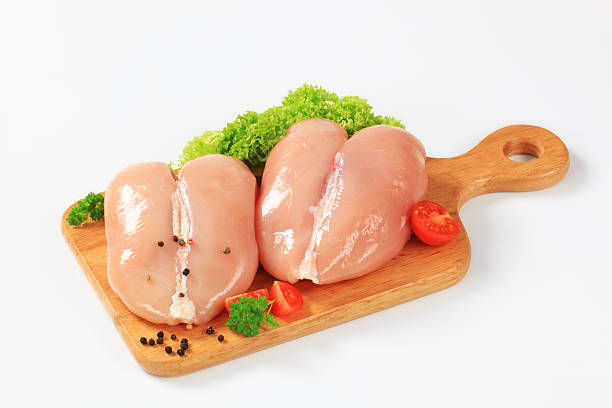 peito de frango - skinless chicken breast - fotografias e filmes do acervo