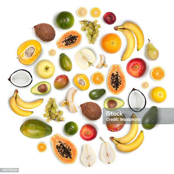Saudável Frutas Organizados Numa Fase Composição Em Fundo Branco - Fotografias de stock e mais imagens de Fruta