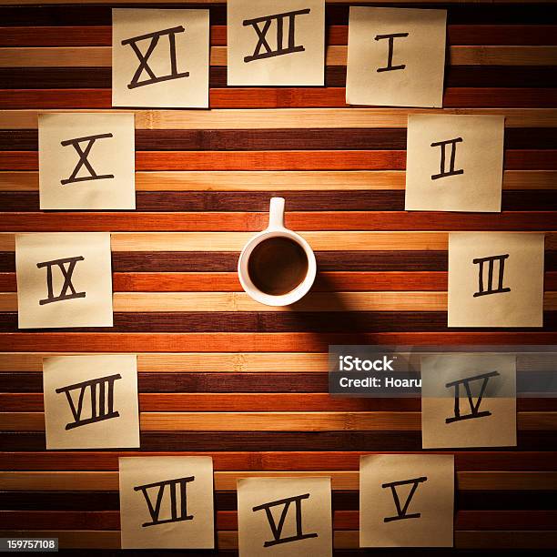 커피 브레이크 시계 시간 컨셉입니다 0명에 대한 스톡 사진 및 기타 이미지 - 0명, 갈색, 개념
