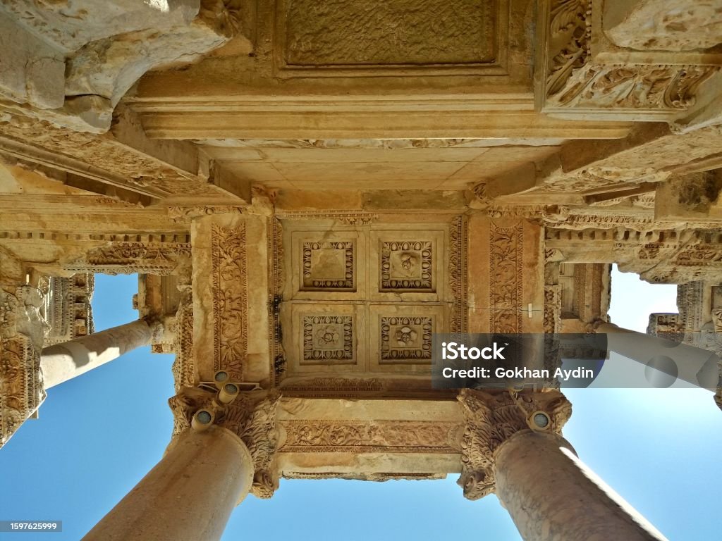 Celcus Ephesus Celcus Library Stock Photo - Download Image Now - Ancient ...