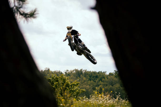 istock Free ride motocross 1598275849