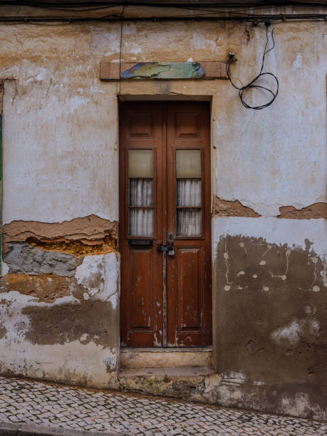 istock Traditional Algarve door 1598296698