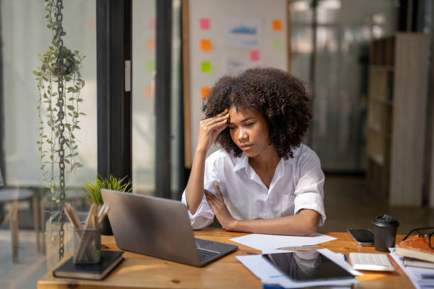 istock Feeling stressed out and dizzy from job 1598412819