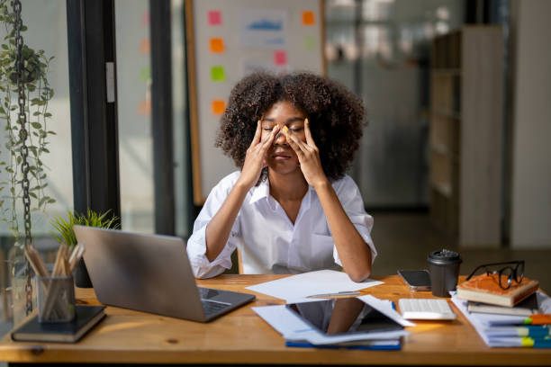 istock Feeling stressed out and dizzy from job 1598412830