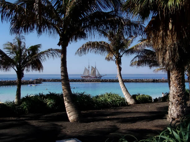istock Sailing ship on Playa Blanca, Lanzarote Island 1598413908