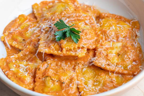 this is an image of some ravia cheese ravialesttas