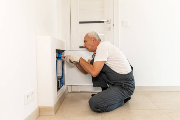 istock The plumber install the home heating 1598930389
