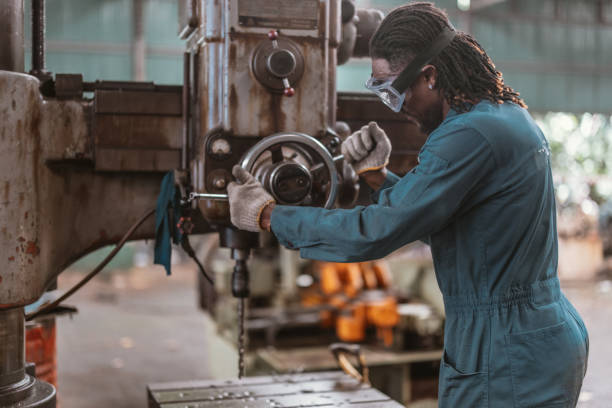 istock Tech ensures machinery stays regular. Inspections, repairs malfunctions for smooth operations. 1599964902