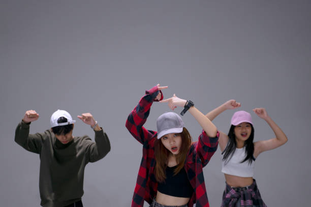 istock Teenagers are study dancing at studio. 1600387248