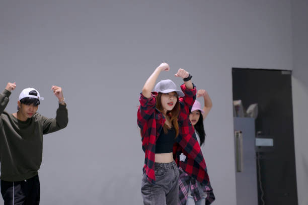 istock Teenagers are study dancing at studio. 1600388327