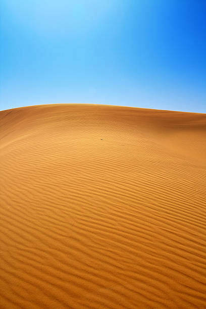 sand dunes - landscape desert wave pattern erg chebbi dunes zdjęcia i obrazy z banku zdjęć