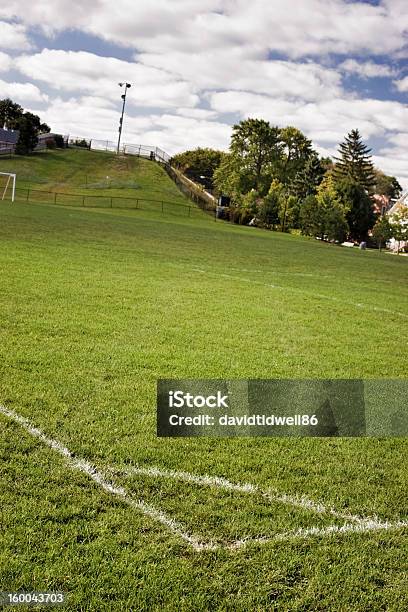 Foto de Campo De Futebol e mais fotos de stock de Alto contraste - Alto contraste, Campo de Futebol, Esporte