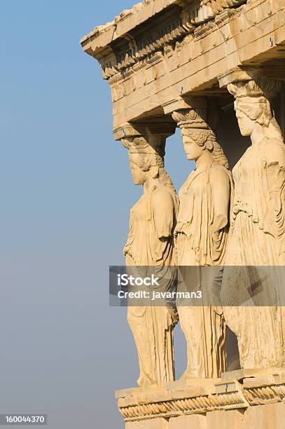 Caryatids アクロポリスアテネ - アテナイのアクロポリスのストックフォトや画像を多数ご用意 - アテナイのアクロポリス, アテネ, エレクテウス神殿
