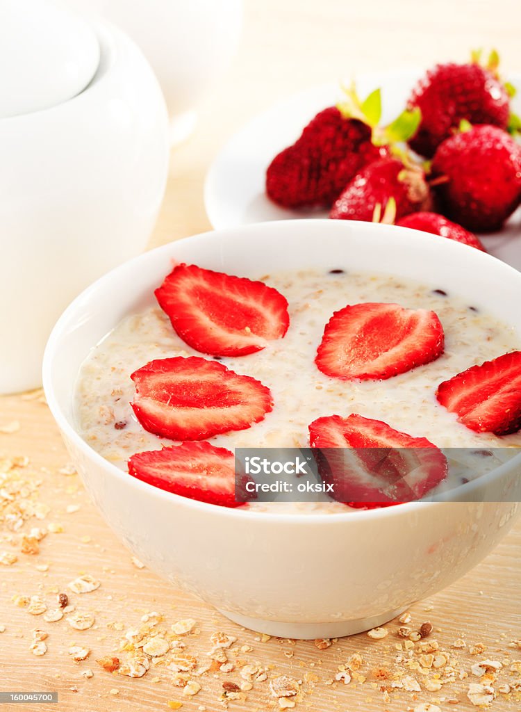 Farina d'avena porridge - Foto stock royalty-free di Alimentazione sana