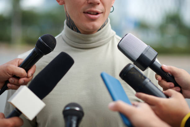 istock Famous Person Answering Questions 1600490497