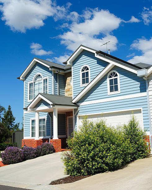 istock Family house over blue sky 160049898