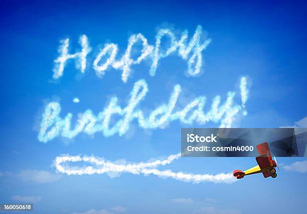 Happy Birthday Stockfoto und mehr Bilder von Flugzeug - Flugzeug, Geburtstag, Himmel