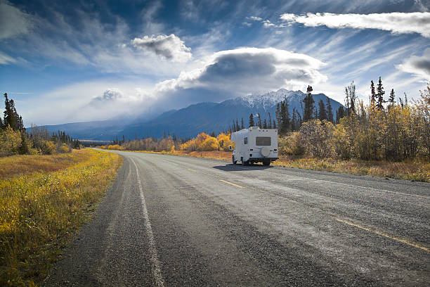 istock Alaska Highway near Destruction Bay 160052525