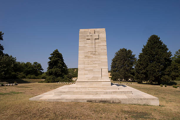 istock Green Hill cemetery and monument 160052578