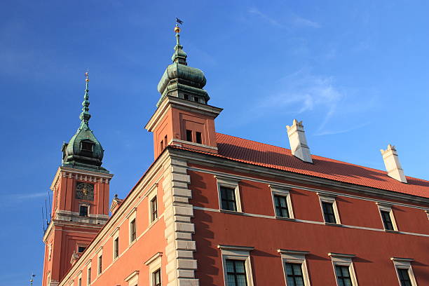 istock Royal Castle in Warsaw 160052766