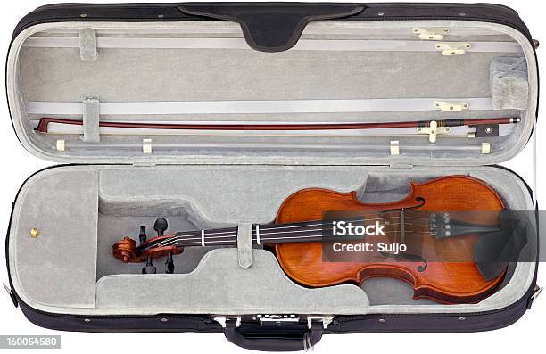 Violine Im Boxausschnitt Stockfoto und mehr Bilder von Fotografie - Fotografie, Freisteller – Neutraler Hintergrund, Furnier