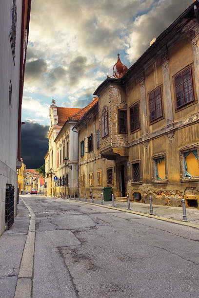 istock street in Zagreb 160055104