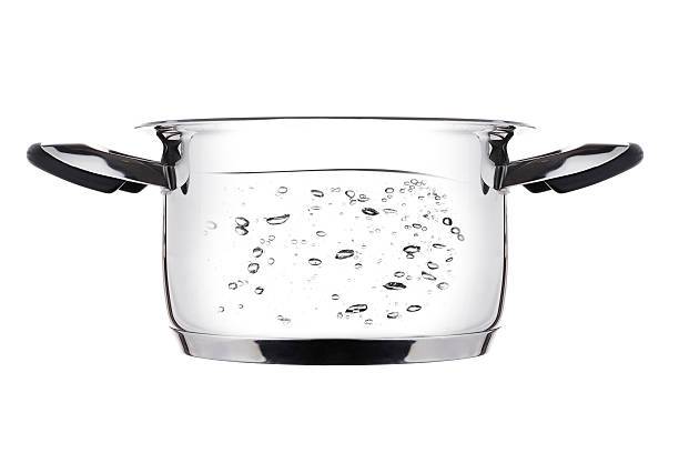 сталь кастрюля кипящий - pan saucepan kitchen utensil isolated стоковые фото и изображения