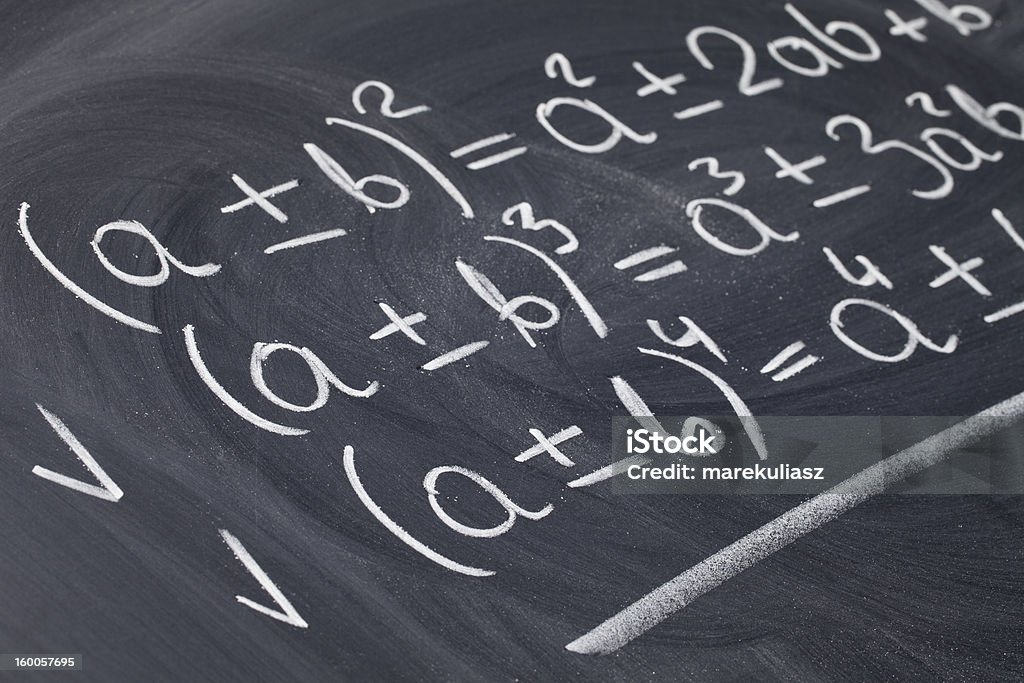 Equações matemáticas no Quadro Negro - Royalty-free Álgebra Foto de stock