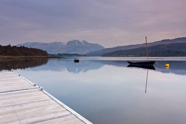 vista su ben nevis - ben nevis nevis ben loch foto e immagini stock