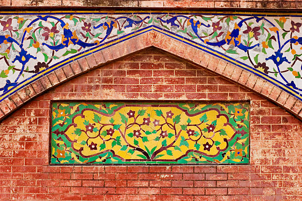 istock Arch of Wazir Khan Mosque 160098497