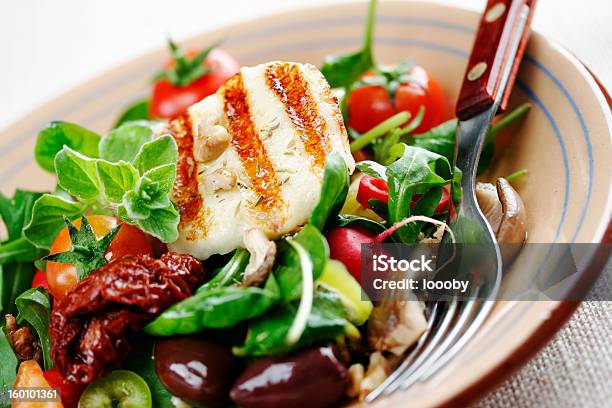Photo libre de droit de Frais Salade De Luxe banque d'images et plus d'images libres de droit de Aliment - Aliment, Aliment cru, Cuisine méditerranéenne