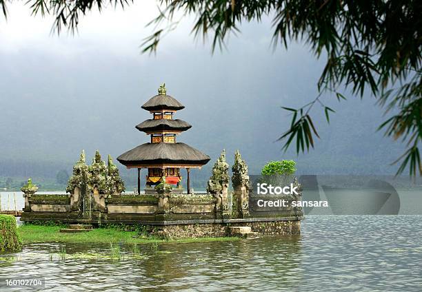 Ulun Danu Bedungul - Fotografie stock e altre immagini di Architettura - Architettura, Bali, Buddismo